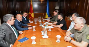 Ковачевски- Зеленски: Северна Македонија продолжува да ја помага Украина се' додека е потребно