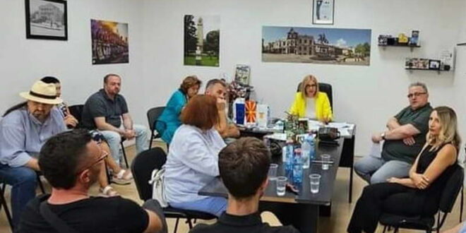 СДСМ Битола: На организаторите на културни манифестации градоначалникот Коњаноски им должи 100.000 евра, каде завршија општинските пари?