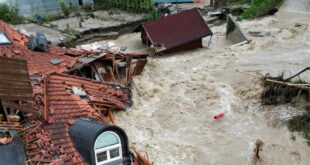 Словенија: По поплавите, опасност од лизгање на земјиштето