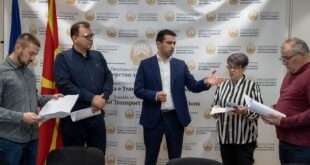 Бочварски го потпиша договорот за имплементација на брз автобуски превоз во Скопје
