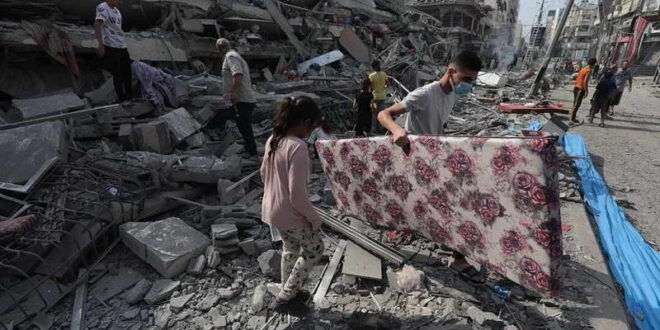 Пет лица загинаа во нивниот дом во Рафах, интензивното бомбардирање продолжува