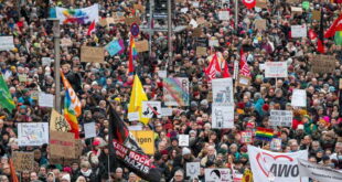 Продолжија протестите во Германија против десничарскиот екстремизам