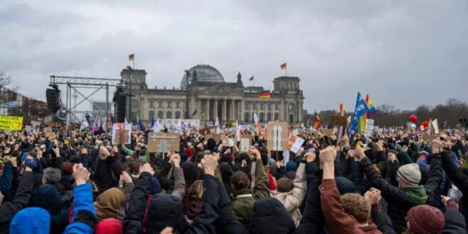 Над 450.000 луѓе протестираа против екстремната десница во Германија
